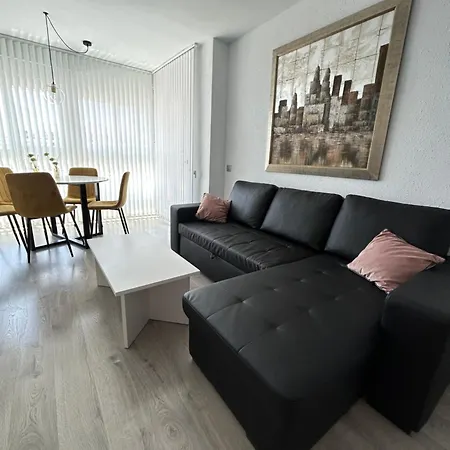 Apartmán Diana - Terrace And Pool - 80m From The